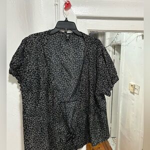 Women’s work blouse
